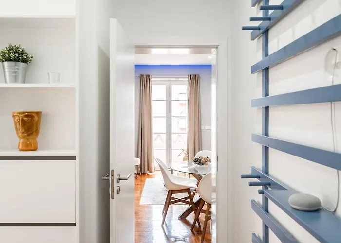 Stylish T2 In By Lisbeyond * Lissabon