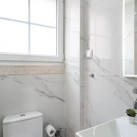 Stylish T2 In By Lisbeyond Apartament Lizbona