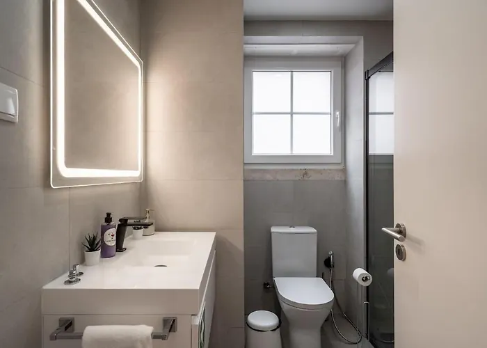 Stylish T2 In By Lisbeyond Apartman Lisboa